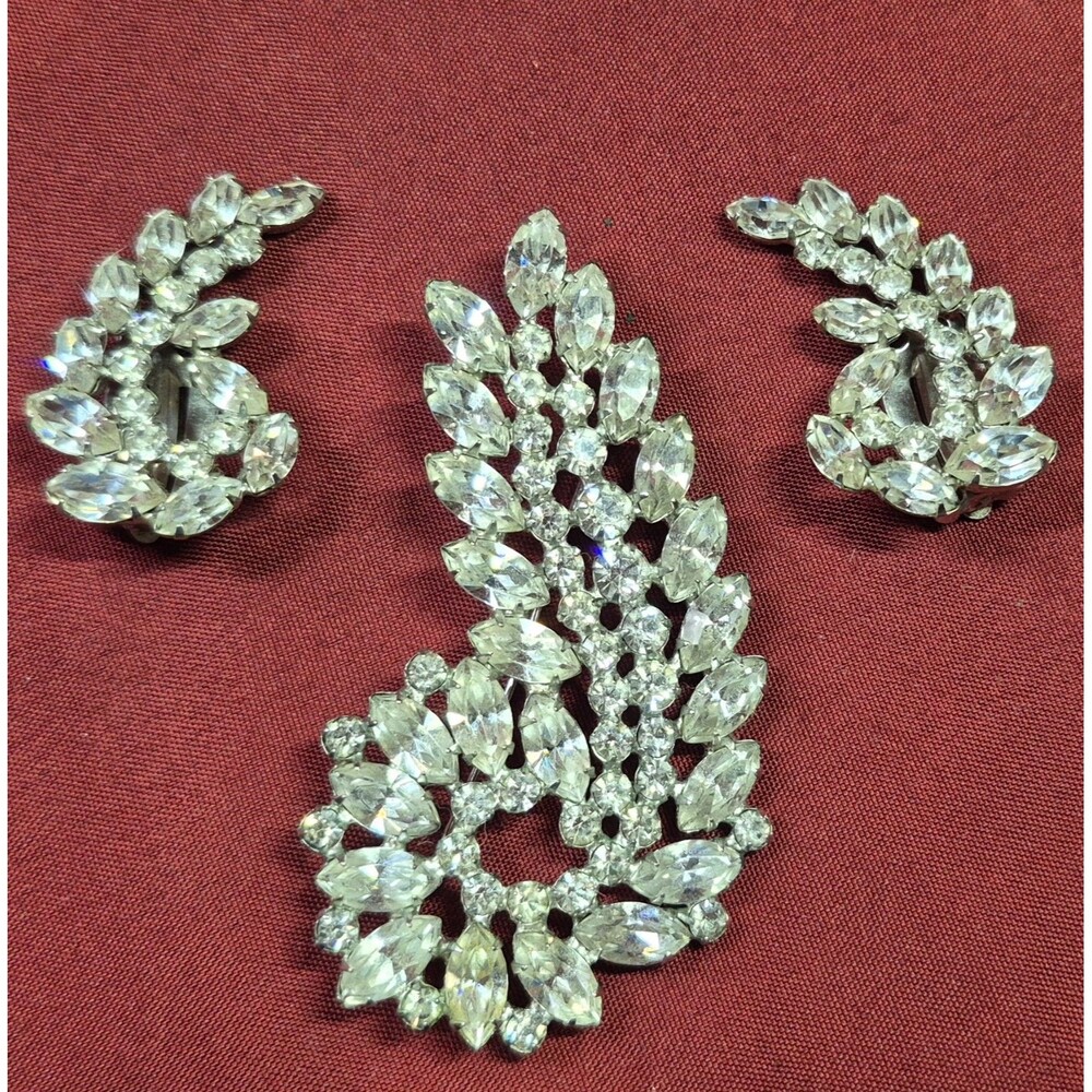 Vtg B DAVID Clear Rhinestone Brooch Earring Set Parure Mid Century Wedding Pin